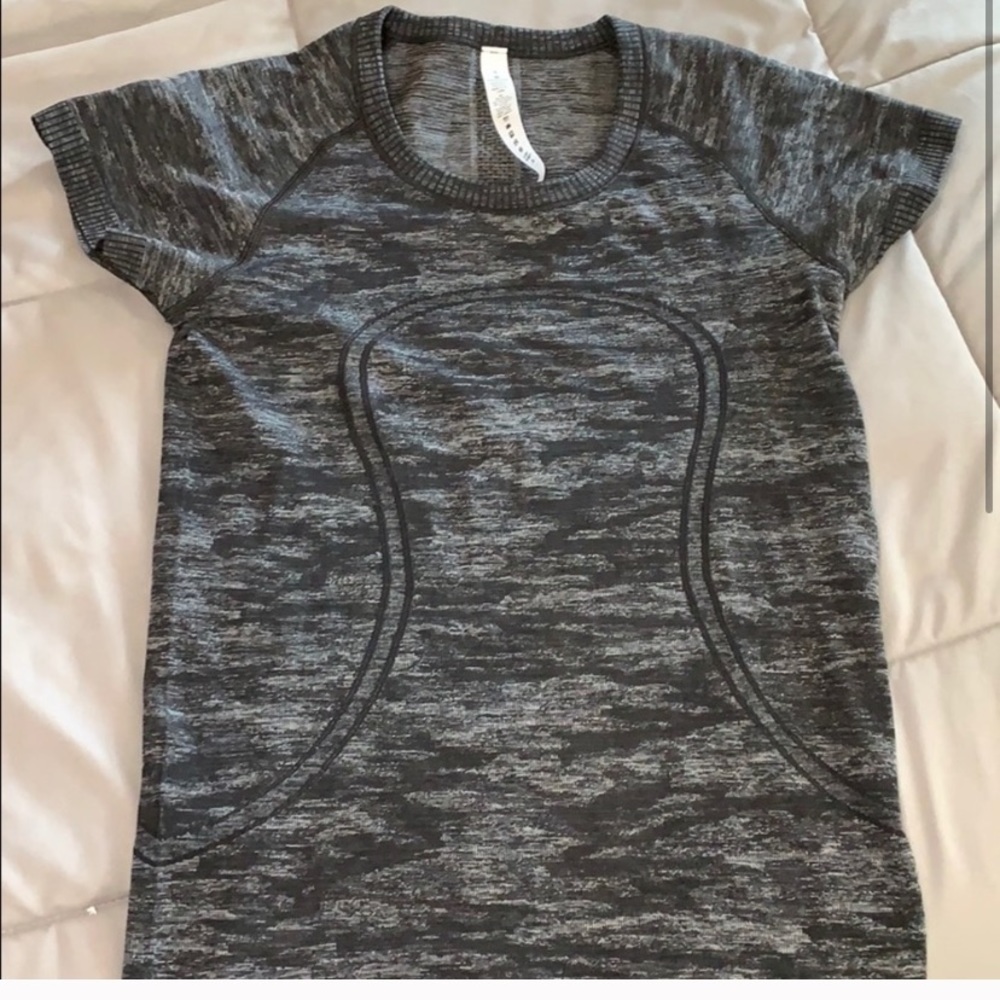 ISO- LULULEMON SWIFTLY TECH SHORT SLEEVE